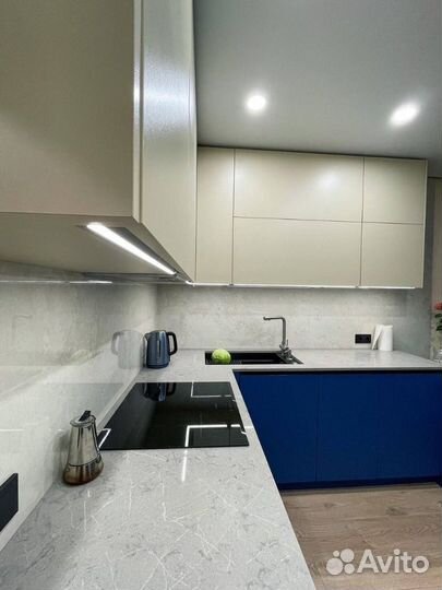 Кухня угловая на заказ от производителя M97D31