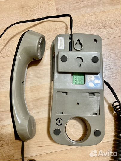 Стационарный телефон