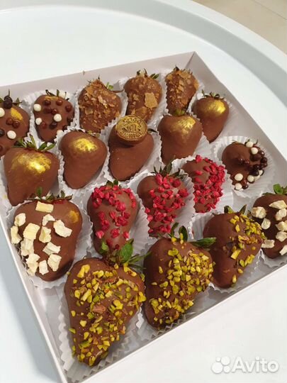 Подарочный набор клубники в шоколаде