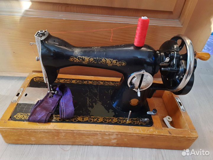 Швейная машинка подольская ручная