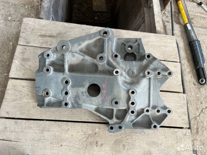 Кронштейн кабины правый Sitrak C7H MAX MC13.48-50