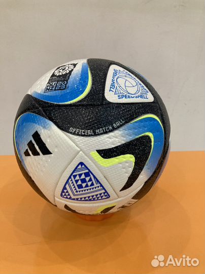 Футбольный мяч adidas