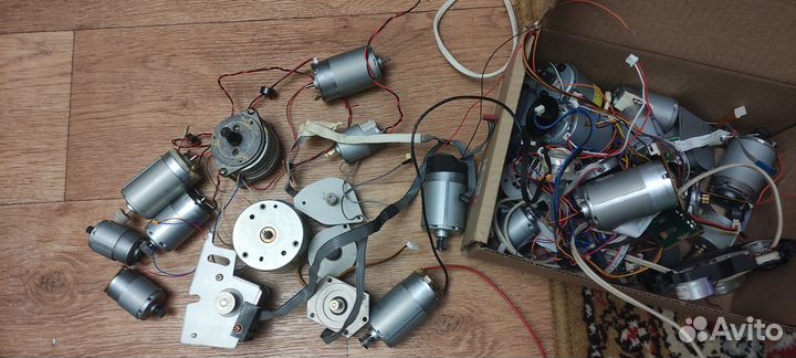 Двигатели постоянного тока и шаговые двигатели