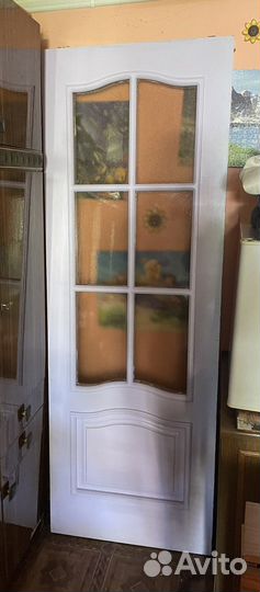 Дверь деревянная 70Х2000, с зернистым стеклом