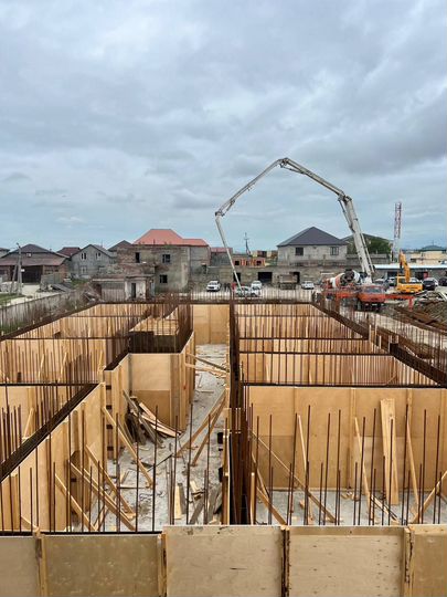 2-к. квартира, 83,2 м², 7/16 эт.