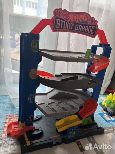 Hot wheels парковка