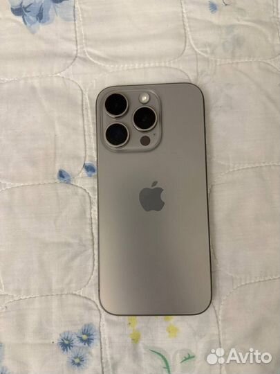 iPhone 15 Pro, 256 ГБ
