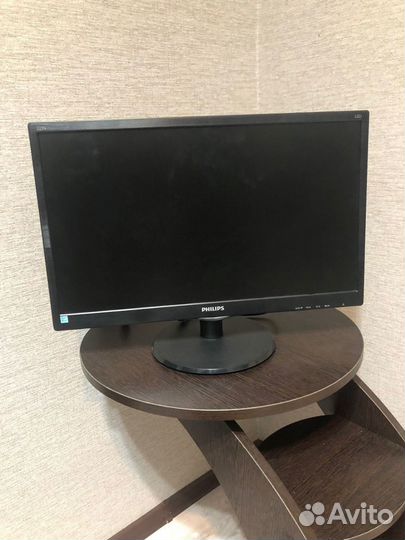Монитор Philips