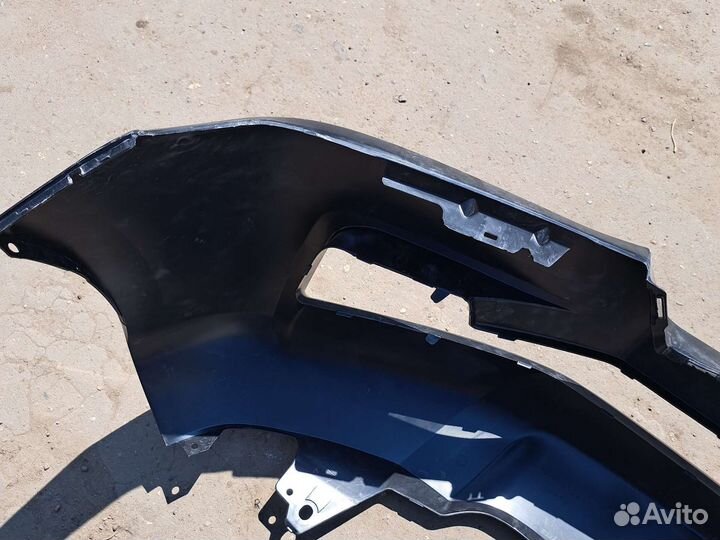 Бампер передний Toyota land cruiser 200