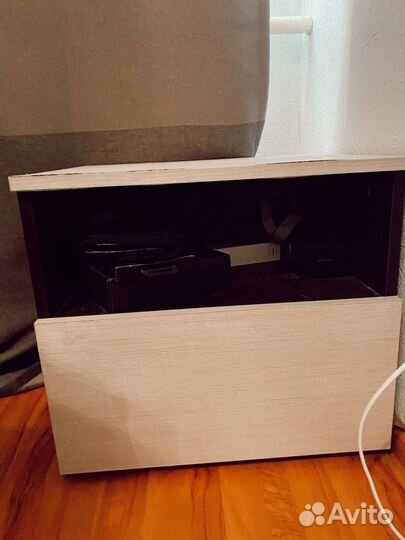 Тумба прикроватная