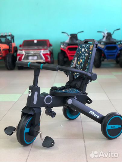 Трехколесный велосипед с ручкой Pituso