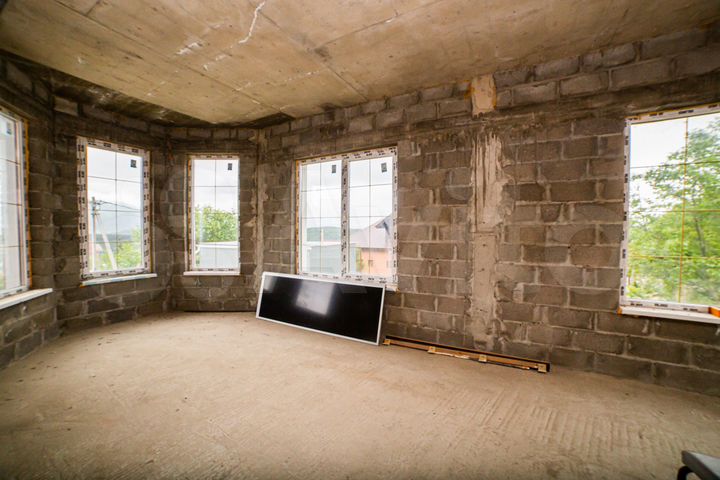 Дом 140 м² на участке 5 сот.