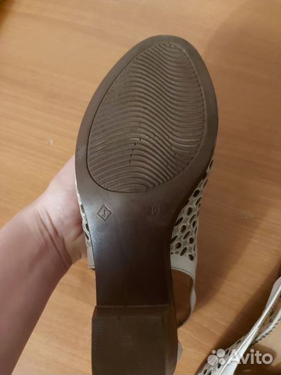 Босоножки женские 39 размер натуральная кожа