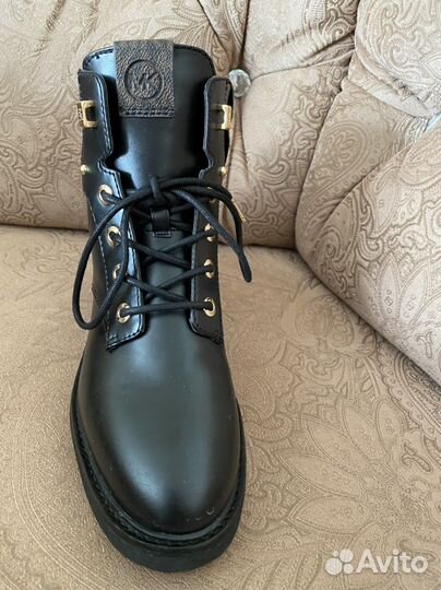Ботинки демисезонные