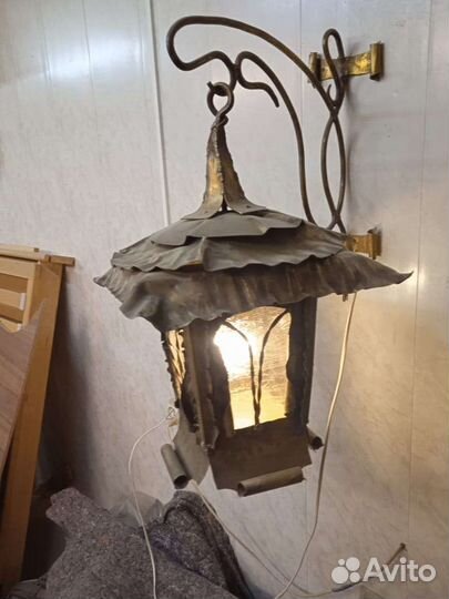 Светильник уличный настенный