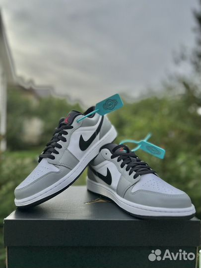 Новые Air Jordan 1 Low Light Smoke Grey 42 43 44