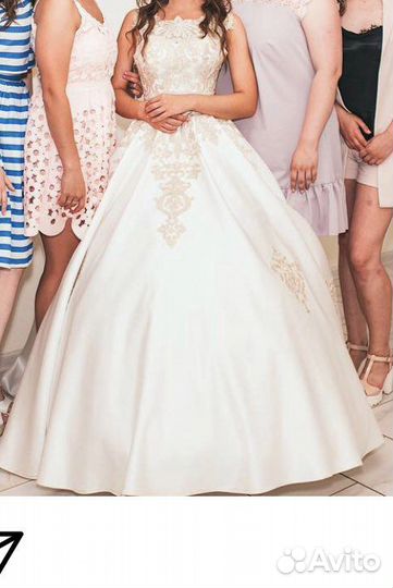 Свадебное платье