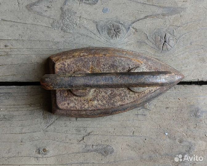 Утюг чугунный старинный
