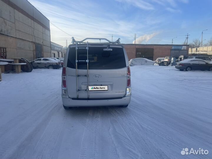 Hyundai Grand Starex 2.5 AT, 2008, 109 000 км