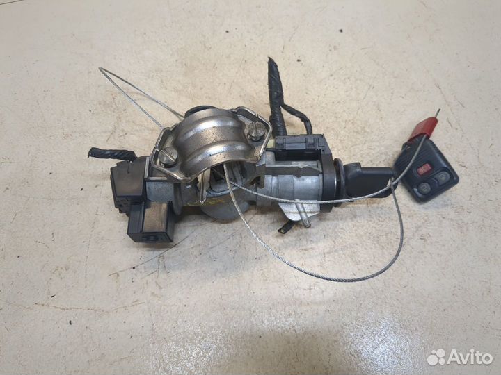 Замок зажигания Mazda Tribute, 2006