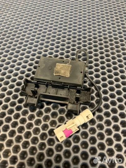 Антенна передняя Porsche Panamera 970 cwaa M46.20