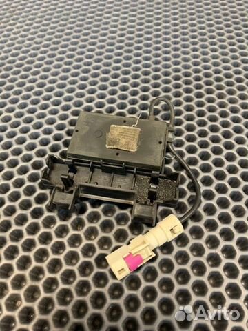 Антенна передняя Porsche Panamera 970 cwaa M46.20