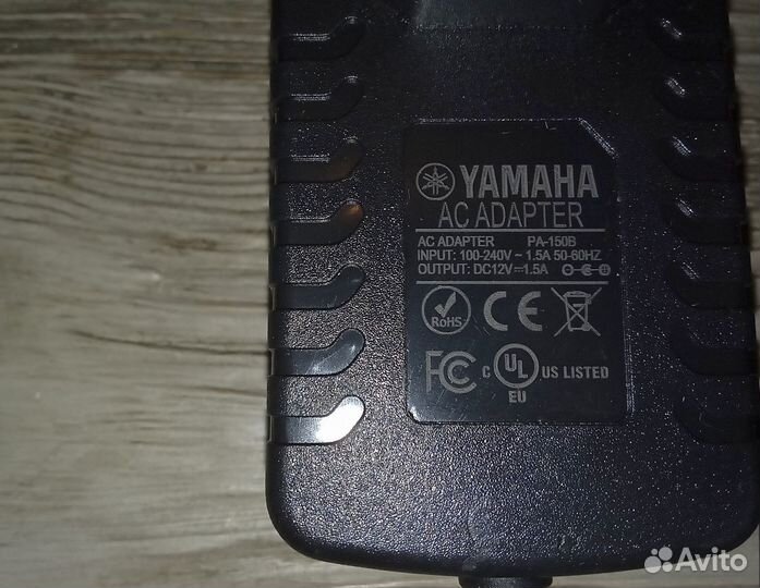 Блок питания Yamaha P-140 (PA-150B 12V 1.5A)