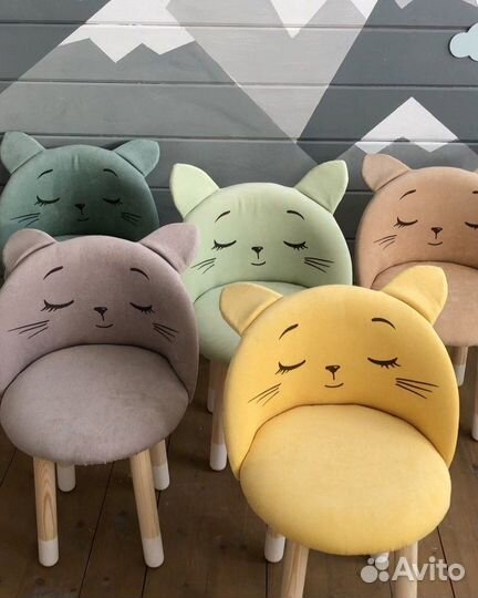 Детский стол и стул