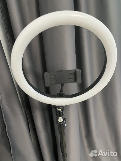 Кольцевая лампа 26