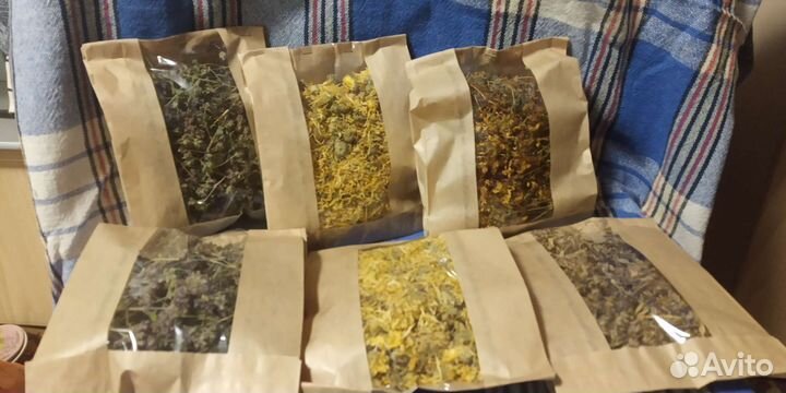 Сушёная зелень, фрукты, ягоды, травы