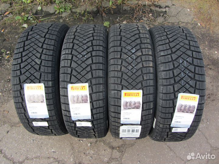 Pirelli Ice Zero FR 215/55 R18 99H