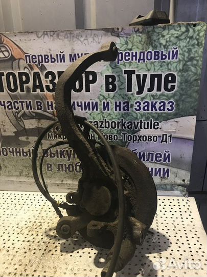 Кулак задний правый Hyundai Sonata