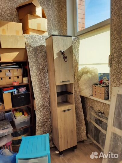 Шкаф пенал для ванной с корзиной