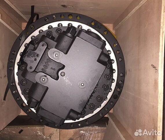 Редуктор хода с гидромотором JCB JS240