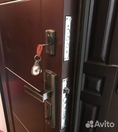 Вскрытие авто двери гаражи