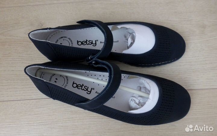 Новые туфли в школу 36 р темно-синие