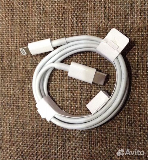 Зарядка на iPhone 20w