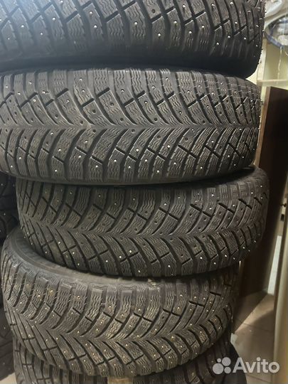 Michelin X-Ice North 4 215/65 R17C 106T