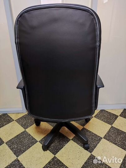 Компьютерное кресло