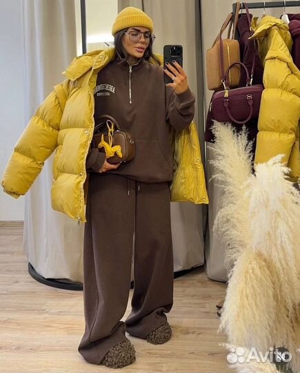 Спортивный костюм женский