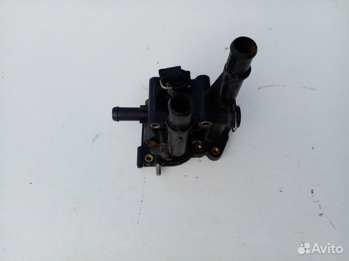 Корпус термостата Opel Astra H