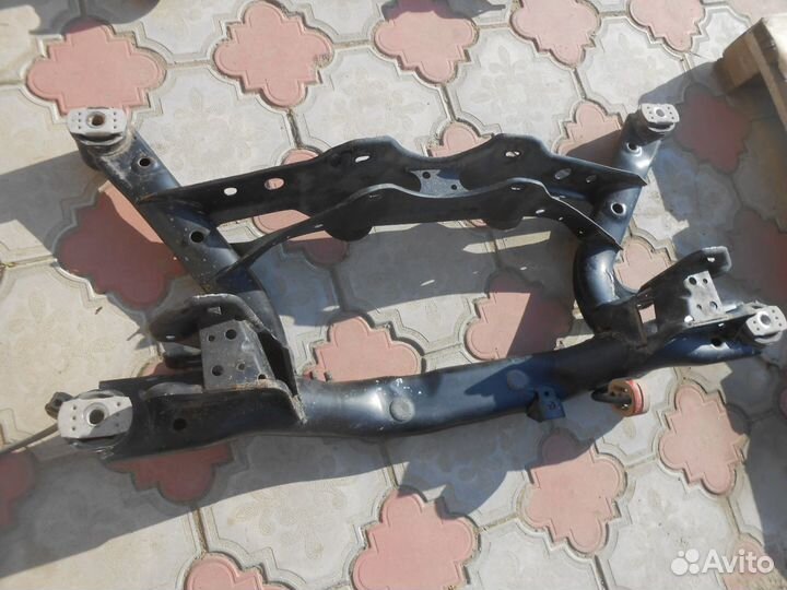 Подрамник задний Skoda Yeti Йети Superb суперб