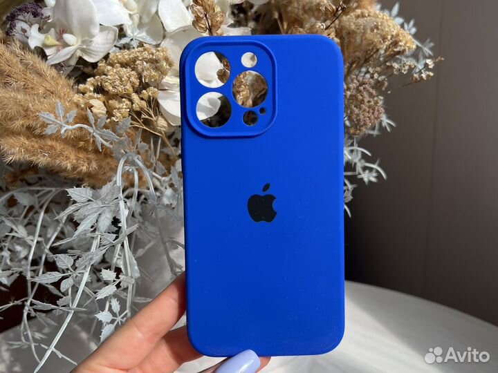 Чехол на iPhone 13 pro синий