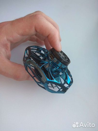 Летающий спиннер 