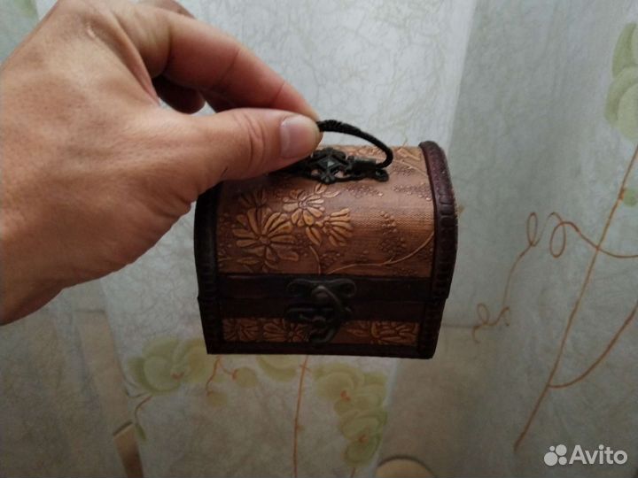 Шкатулка для украшений дерево