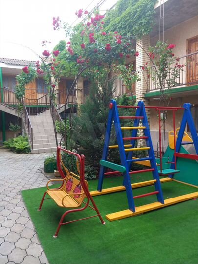 Комната 25 м² в > 9-к., 2/2 эт.