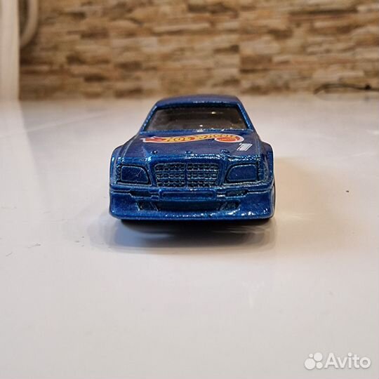 Mercedes-Benz 190E 2.5-16 Hot Wheels 1:64 распак