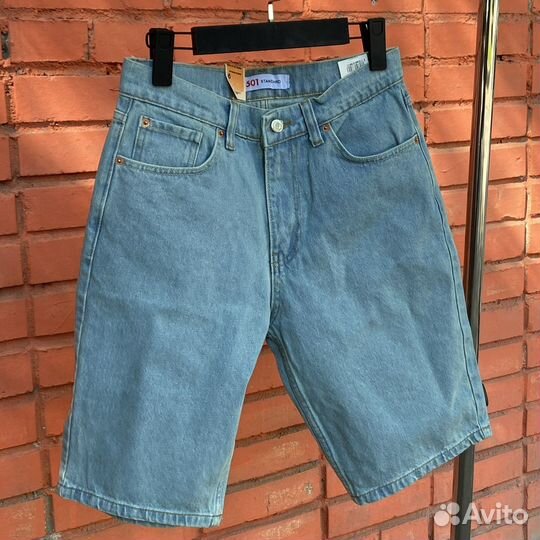 Джинсовые шорты Levis