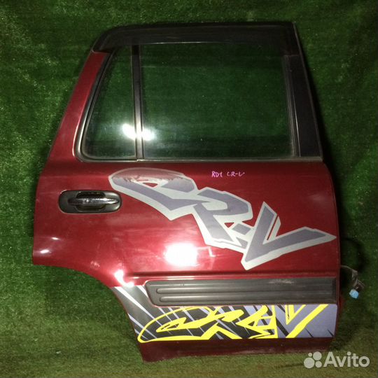 Дверь задняя правая Honda CR-V RD1 Красная царапин