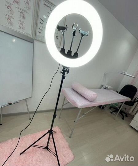 Кольцевая лампа